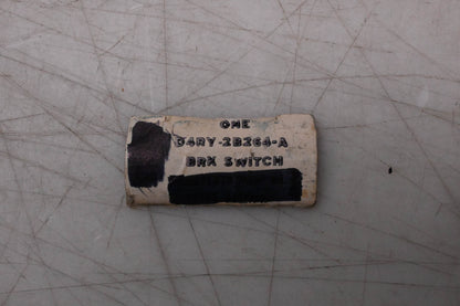 New OEM Ford D4RY-2B264-A Brake Pressure Switch Assembly NOS