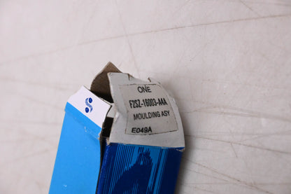 New OEM Ford F2SZ-16003-AAA White Body Side Moulding NOS
