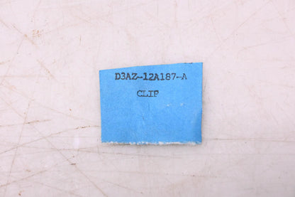 New OEM Ford D3AZ-12A187-A Clip NOS