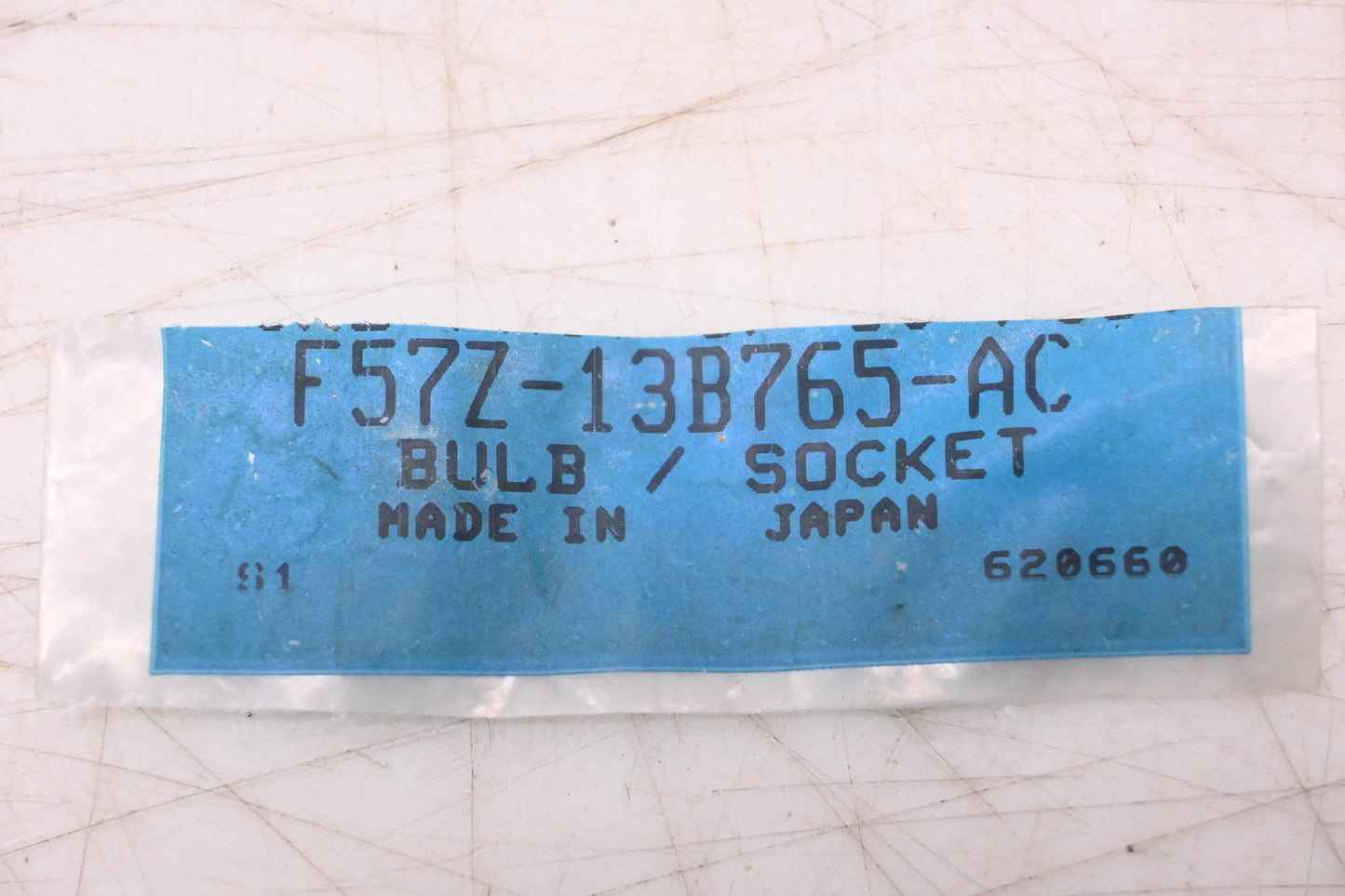 New OEM Ford F57Z-13B765-AC Instrument Panel Lamp Bulb & Socket Assembly NOS