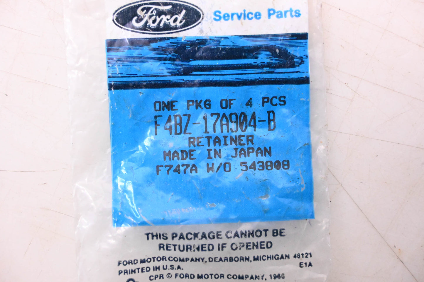 New OEM Ford F4BZ-17A904-B Rear Bumper Extension Retainers Qty 4 NOS