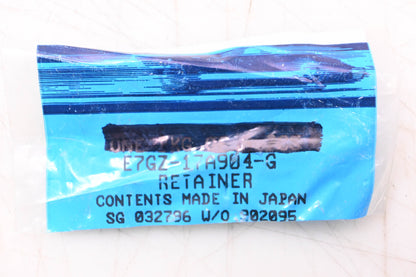 New OEM Ford E7GZ-17A904-G Bumper Cover Mounting Retainers Qty 2 NOS