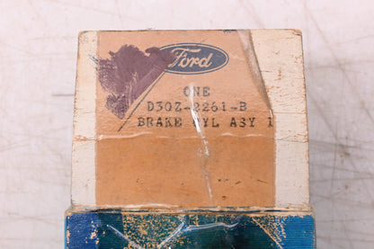 New OEM Ford D30Z-2261-B Rear Drum Brake Wheel Cylinder Assembly NOS