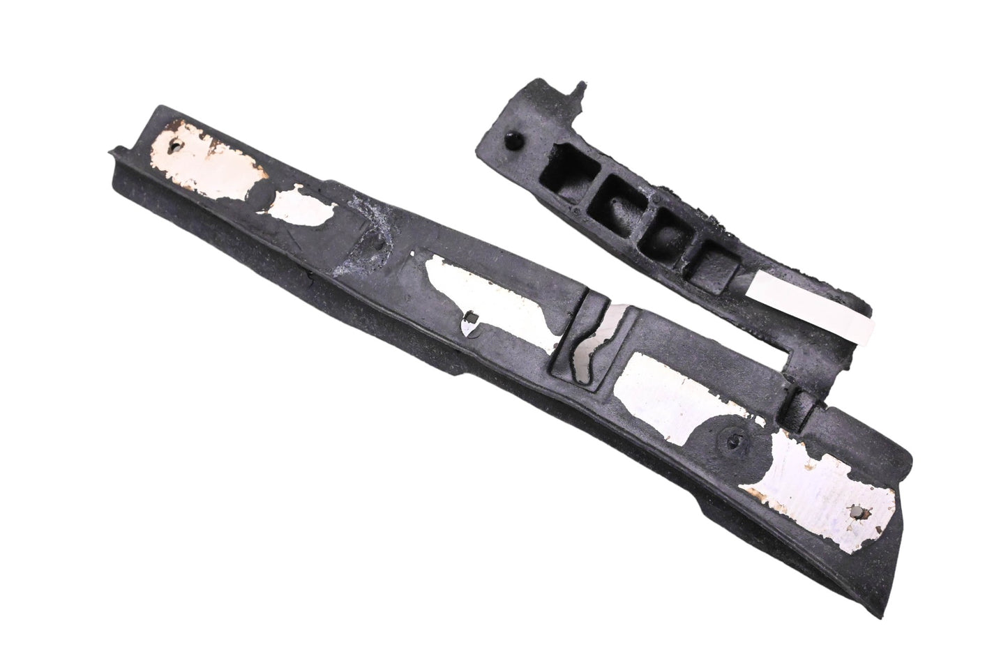 New OEM Ford E7SZ-16071-A Front Fender Seal Absorber Assembly NOS