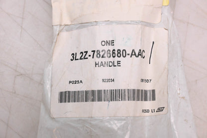 New OEM Ford 3L2Z-7826680-AAC Trac Door Handle NOS