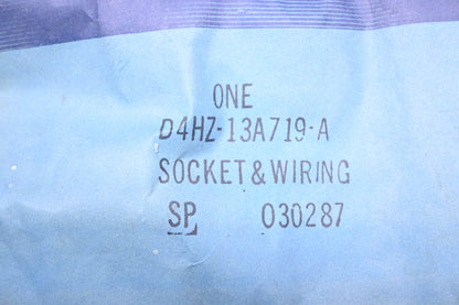 New OEM Ford D4HZ-13A719-A Dash Cluster Socket & Wiring Assembly NOS