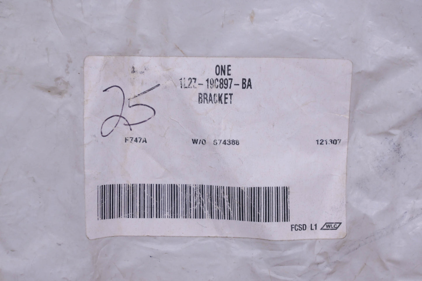 New OEM Ford 1L2Z-19C897-BA, 1L2H19C897-B Bracket NOS