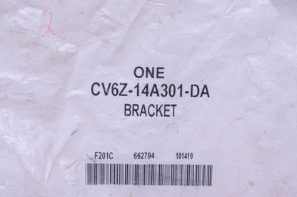 New OEM Ford CV6Z-14A301-DA, B4V0A, AV6T14A301-DA Bracket NOS