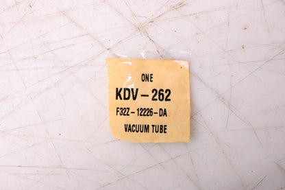 New OEM Ford KDV-32, F32Z-12226-DA Vacuum Hose 21.5" NOS