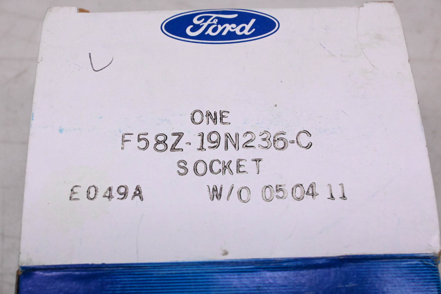 New OEM Ford F58Z-19N236-C Socket Assembly NOS