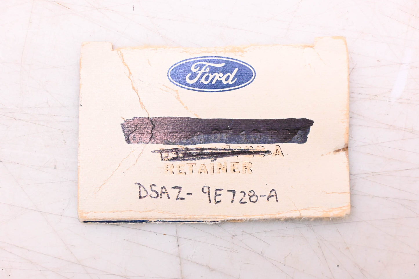 New OEM Ford D5AZ-9E728-A Insulator Retainer Qty 3 NOS