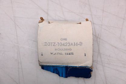 New OEM Ford D3TZ-10423A16-D Upper Cab Molding Trim Kit NOS