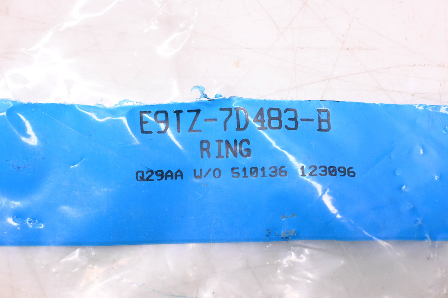 New OEM Ford E9TZ-7D483-B Automatic Transmission Snap Ring NOS