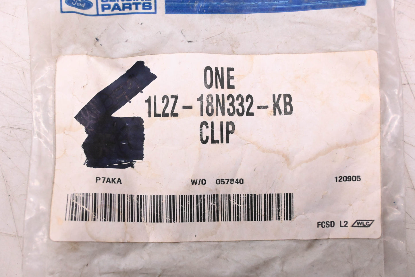 New OEM Ford 1L2Z-18N332-KB Heater Hose Clip NOS
