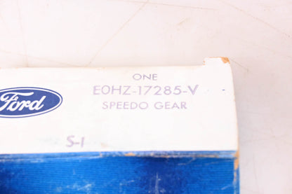 New OEM Ford E0HZ-17285-V Speedometer Gear NOS