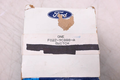 New OEM Ford F02Z-9C888-A Cruise Speed Control Switch Assembly NOS