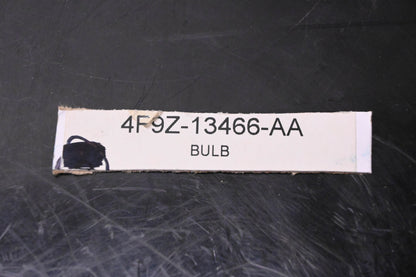 New OEM Ford 4F9Z-13466-AA Courtesy Light Bulbs Qty 3 NOS
