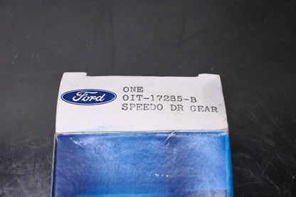 New OEM Ford OIT-17285-B Speedometer Drive Gear NOS