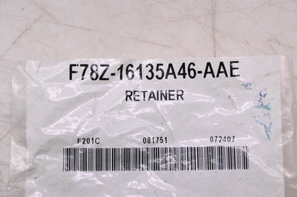 New OEM Ford F78Z-16135A46-AAE Body Side Trim Retainer NOS