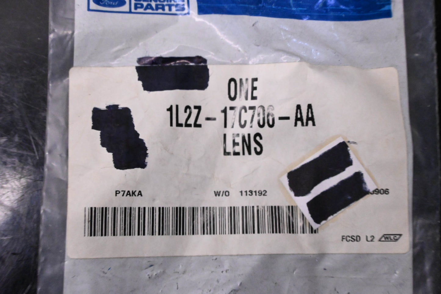 New OEM Ford 1L2Z-17C706-AA Sun Visor Light Lens NOS