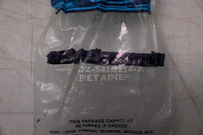 New OEM Ford E6DZ-5410214-A Retainer Moulding Panel Kit NOS
