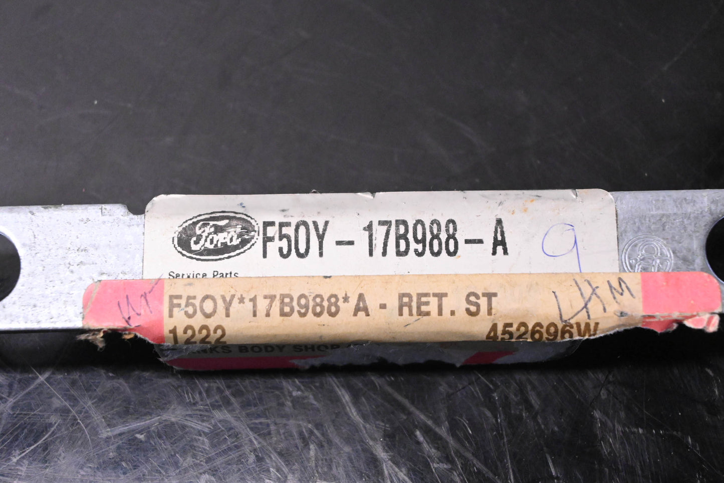 New OEM Ford F5OY-17B988-A Bracket NOS