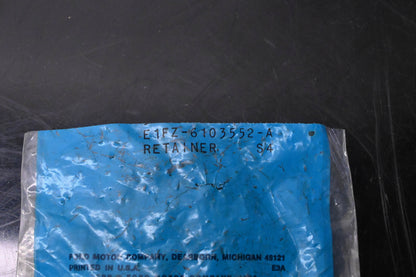 New OEM Ford E1FZ-6103552-A Windshield Moulding Retainer Clips Qty 2 NOS