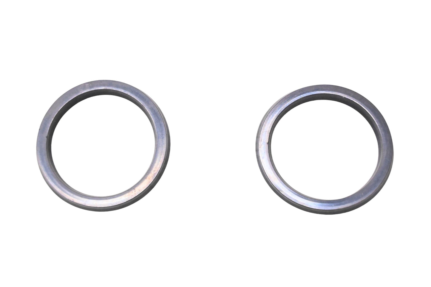 New OEM Ford D6TZ-1175-G Seals Qty 2 NOS