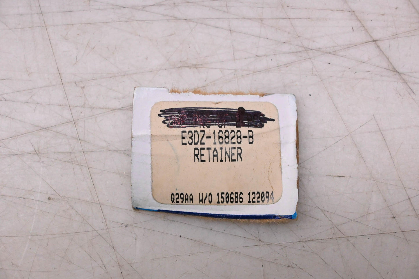 New OEM Ford E3DZ-16828-B Hood Prop Rod Retainer Clip NOS
