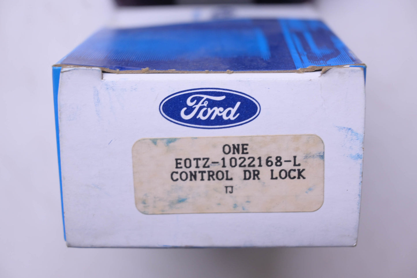 New OEM Ford E0TZ-1022168-L Door Lock Side Control NOS