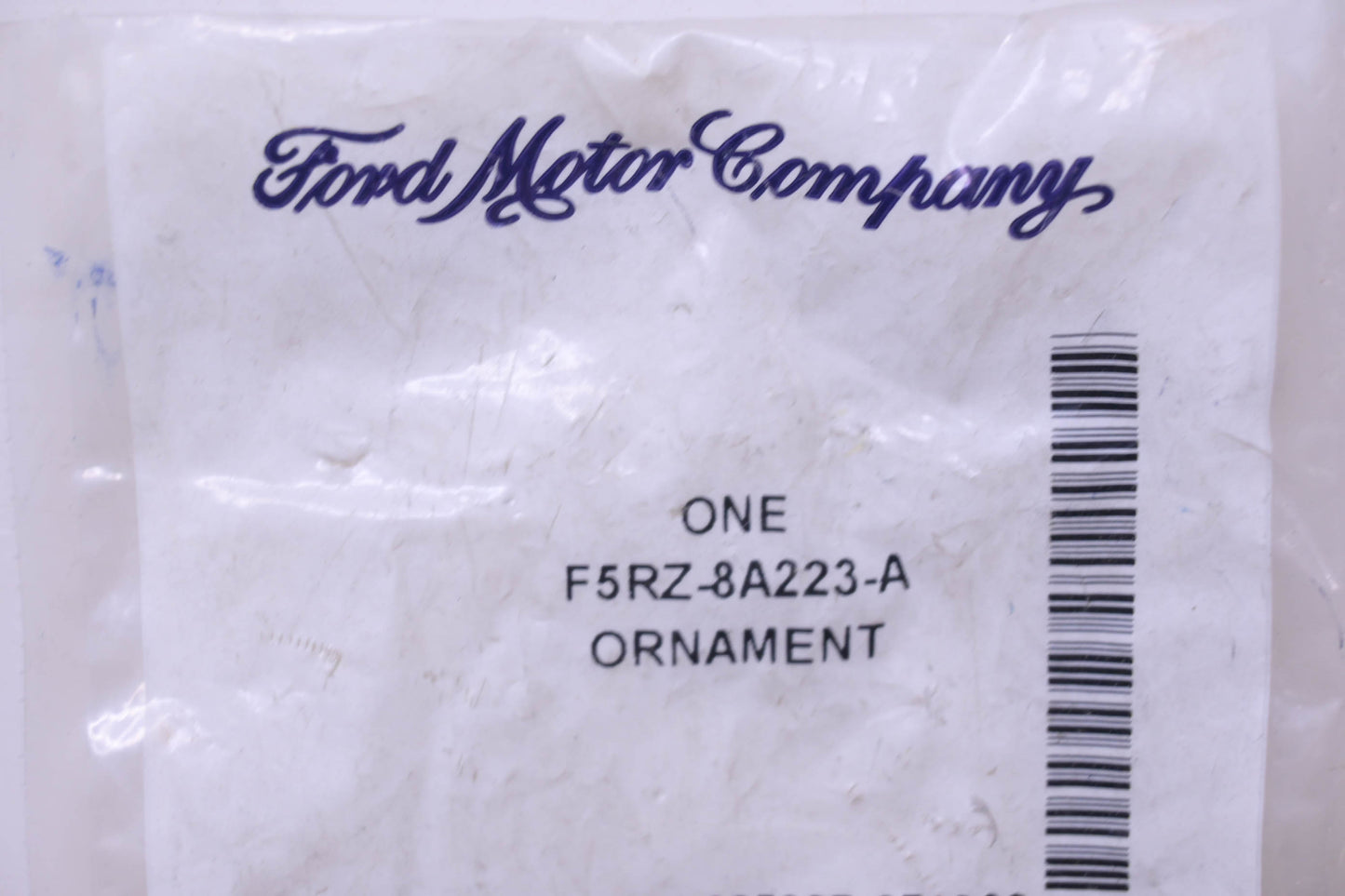 New OEM Ford F5RZ-8A223-A, F87B-8C020-B Grille Emblem NOS