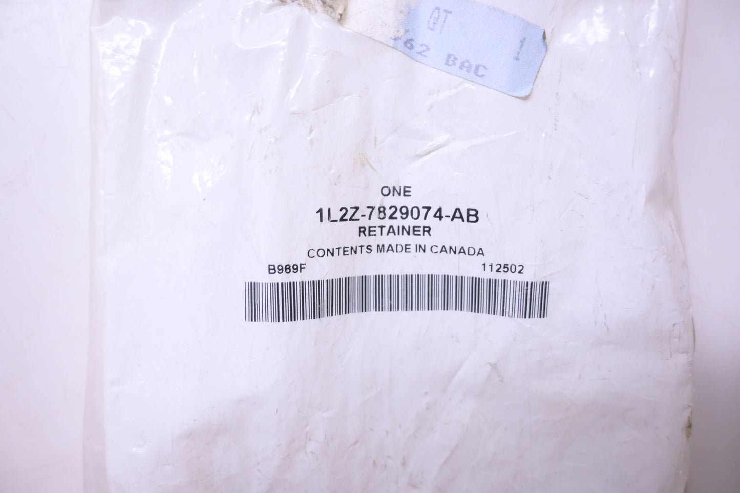 New OEM Ford 1L2Z-7829074-AB Retainer Trim NOS