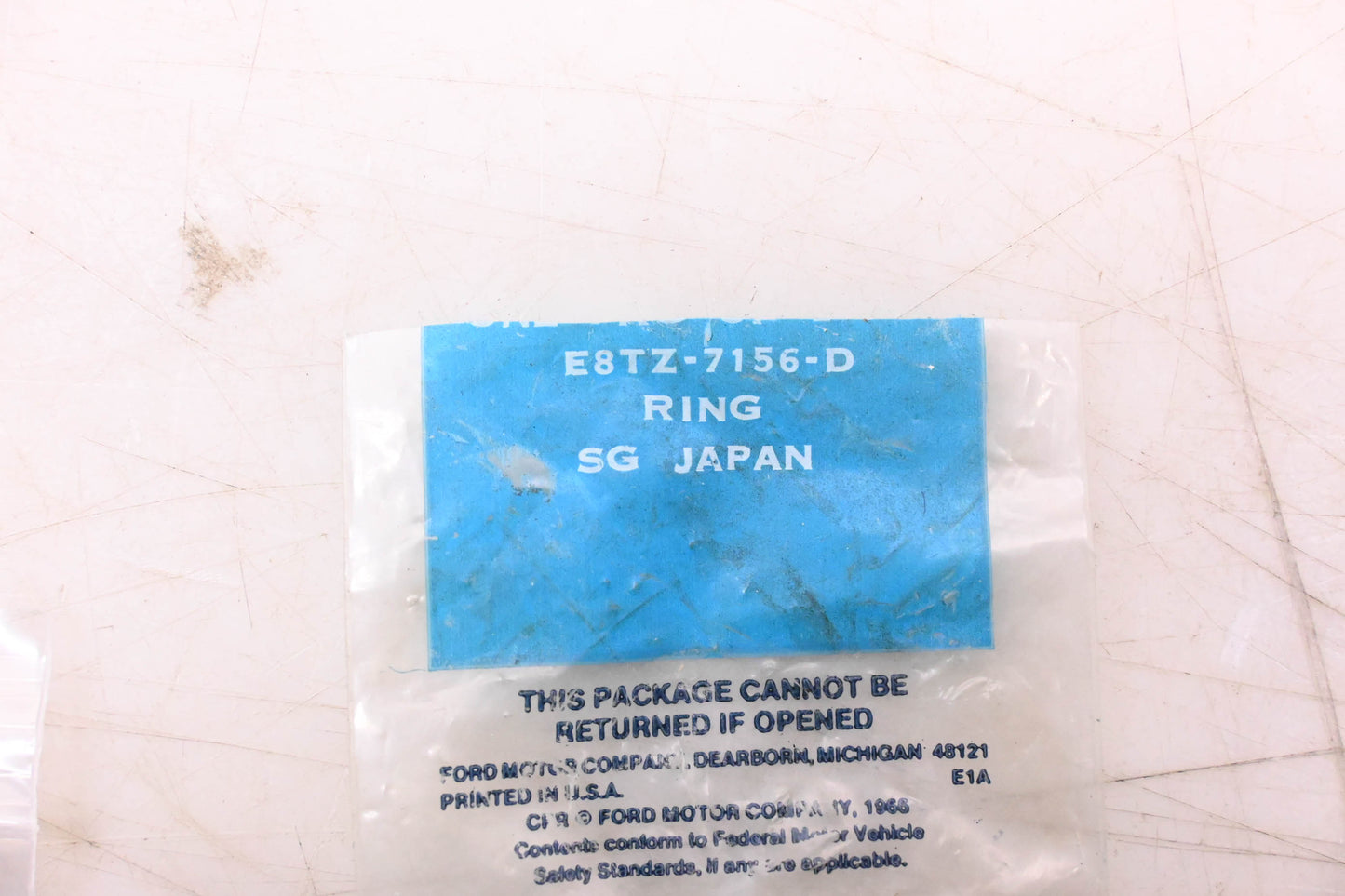 New OEM Ford E8TZ-7156-D Manual Transmission Reverse Retaining Ring NOS