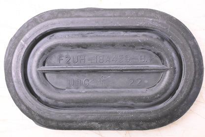 New OEM Ford F2UH-18A459-BA Seal NOS