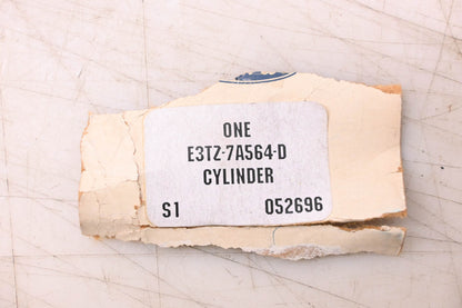 New OEM Ford E3TZ-7A564-D Clutch Slave Cylinder Assembly NOS