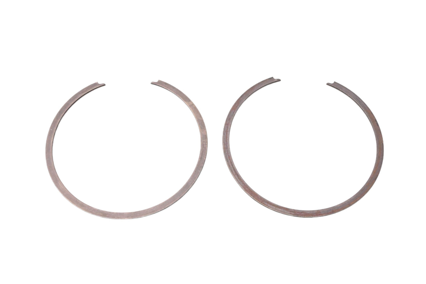 New OEM Ford E3TZ-7C122-A Output Shaft Bearing Rings Qty 2 NOS