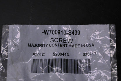 New OEM Ford W700910-S439 Quarter Panel Air Deflector Screws Qty 2 NOS