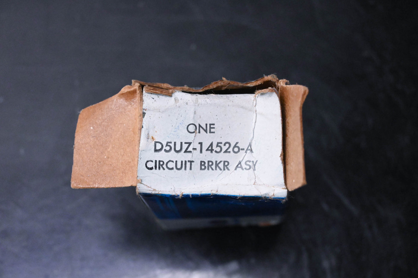 New OEM Ford D5UZ-14526-A Circuit Breaker Assembly NOS