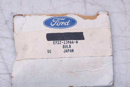 New OEM Ford E92Z-13466-A Fog Lamp Bulb Assembly NOS