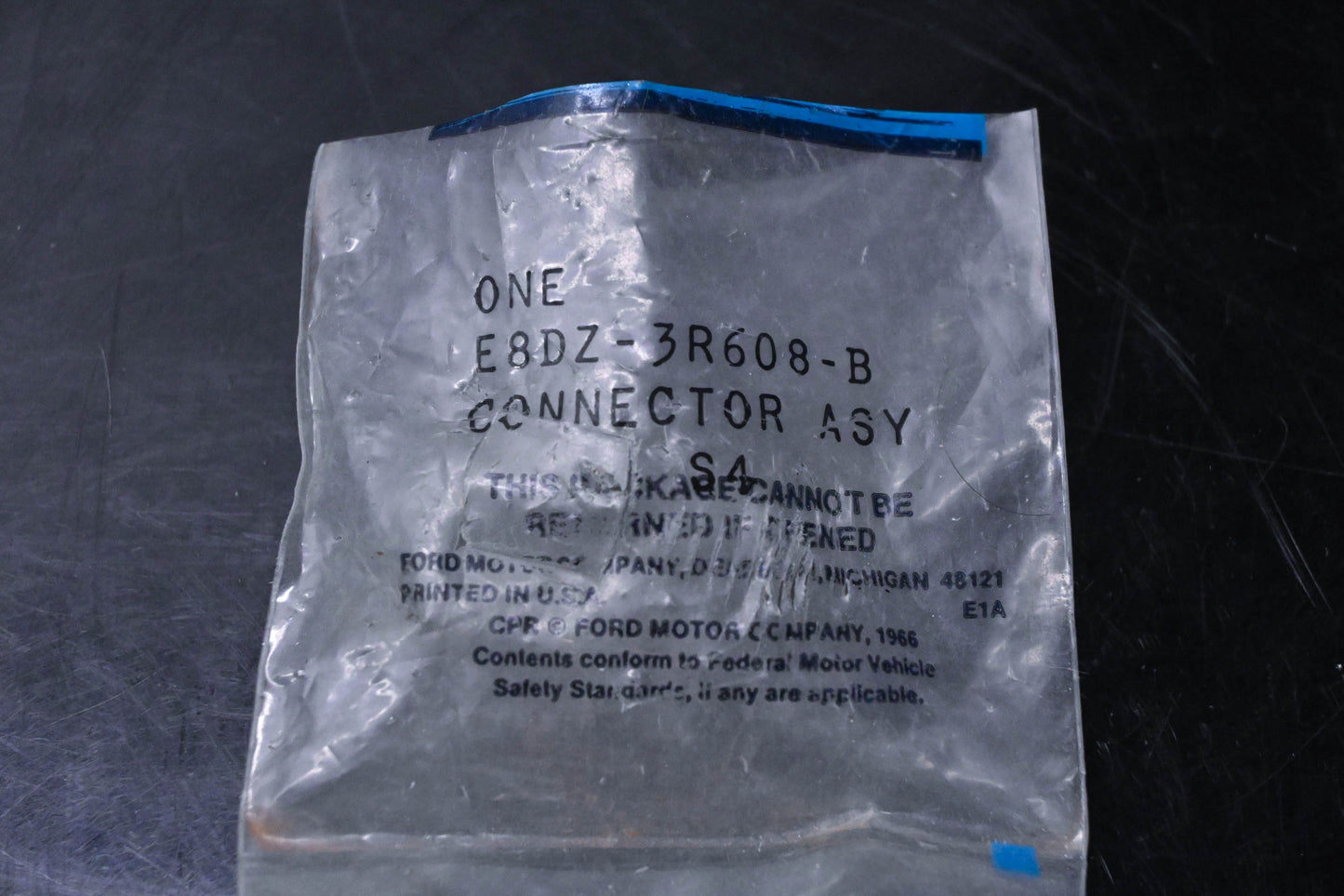 New OEM Ford E8DZ-3R608-B Power Steering Tube Connector Assembly NOS