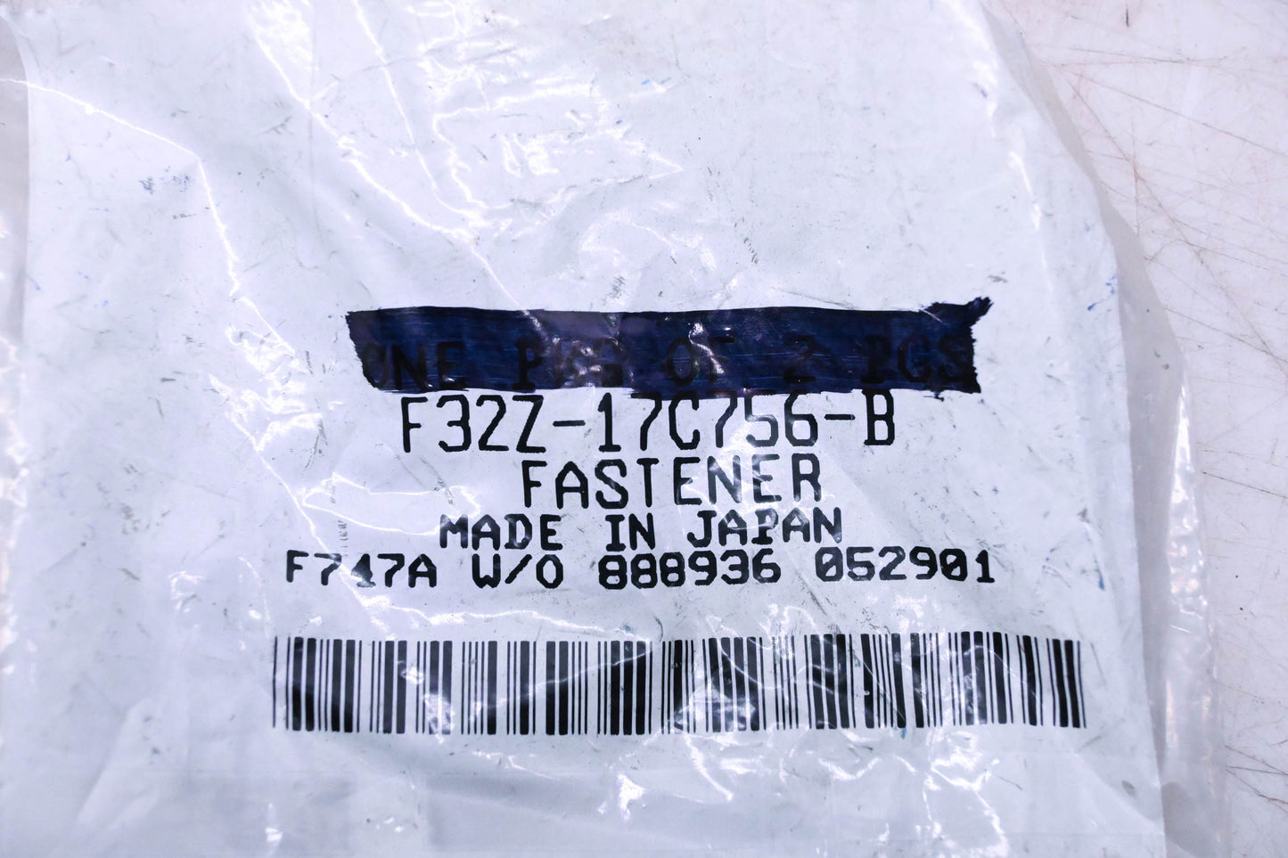 New OEM Ford F32Z-17C756-B Upper Support Fastener NOS