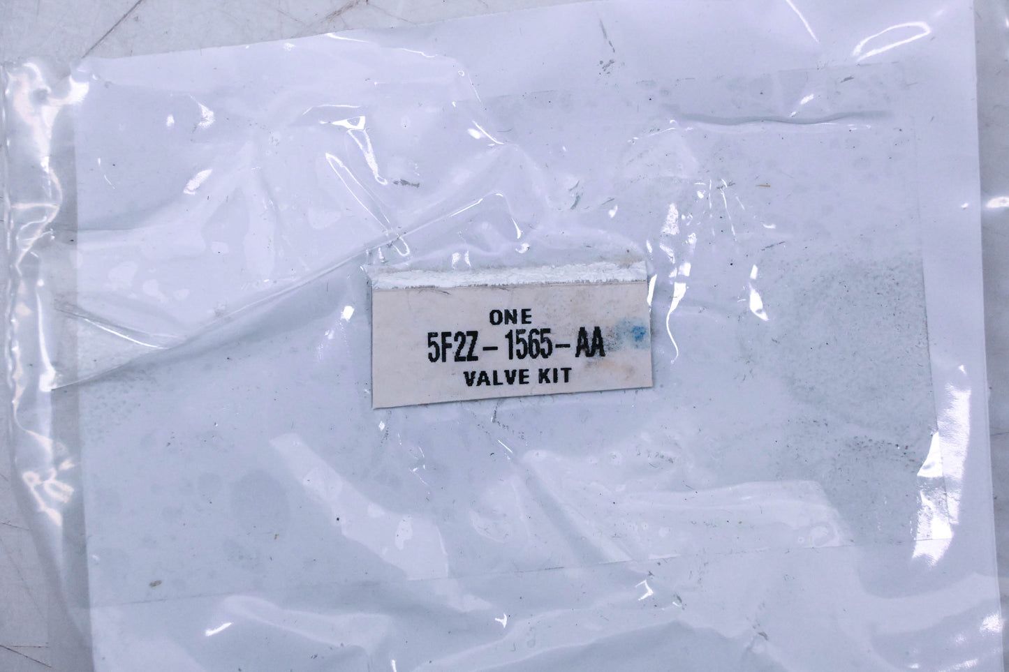 New OEM Ford 5F2Z-1565-AA Sensor Valve Assembly Kit NOS