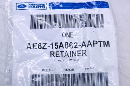 New OEM Ford AE6Z-15A862-AAPTM Reatiner Assembly NOS
