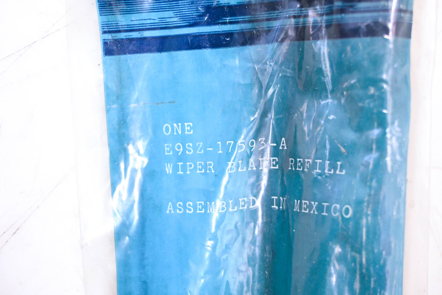 New OEM Ford E9SZ-17593-A 24" Windshield Wiper Blade Refill NOS