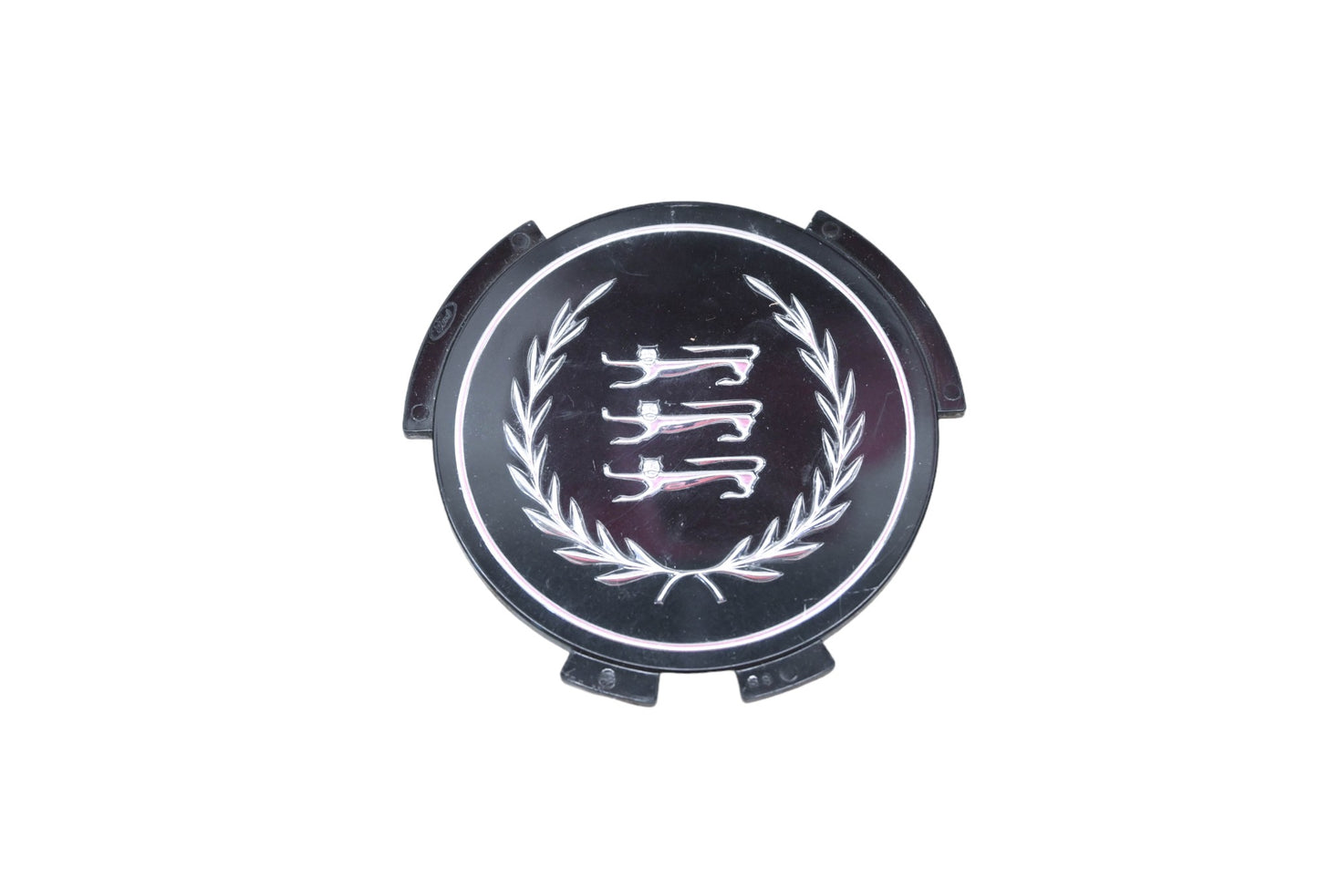 New OEM Ford D5AZ-1137-B Center Wheel Cap Applique NOS