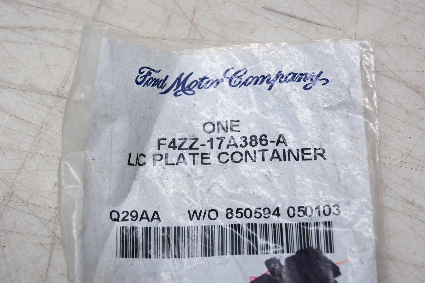 New OEM Ford F4ZZ-17A386-A License Plate Hardware Kit NOS