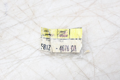 New OEM Ford F81Z-4676-DA Oil Seal NOS
