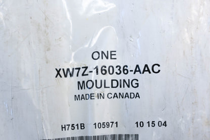 New OEM Ford XW7Z-16036-AAC Front Fender Moulding NOS