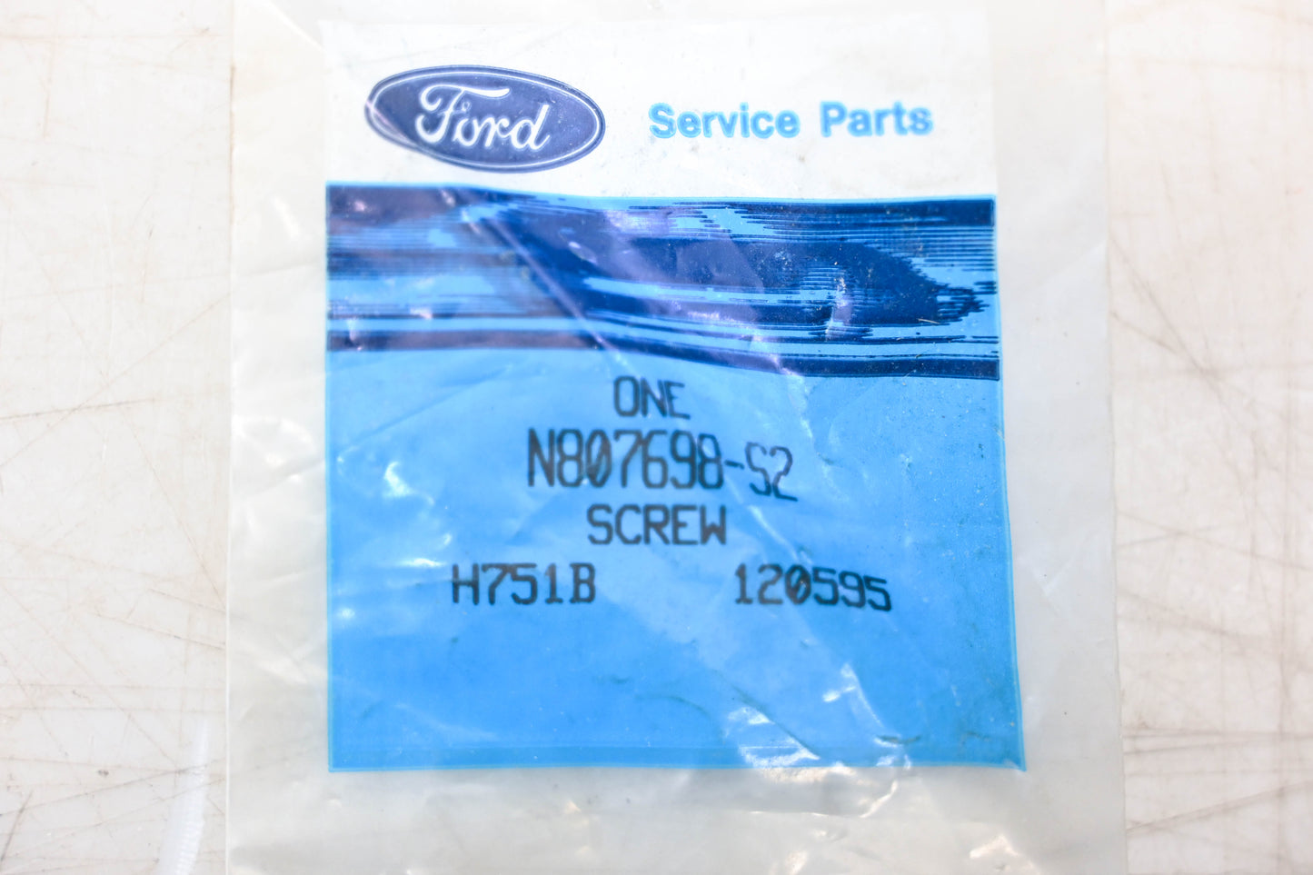 New OEM Ford N807698-S2 Screw NOS