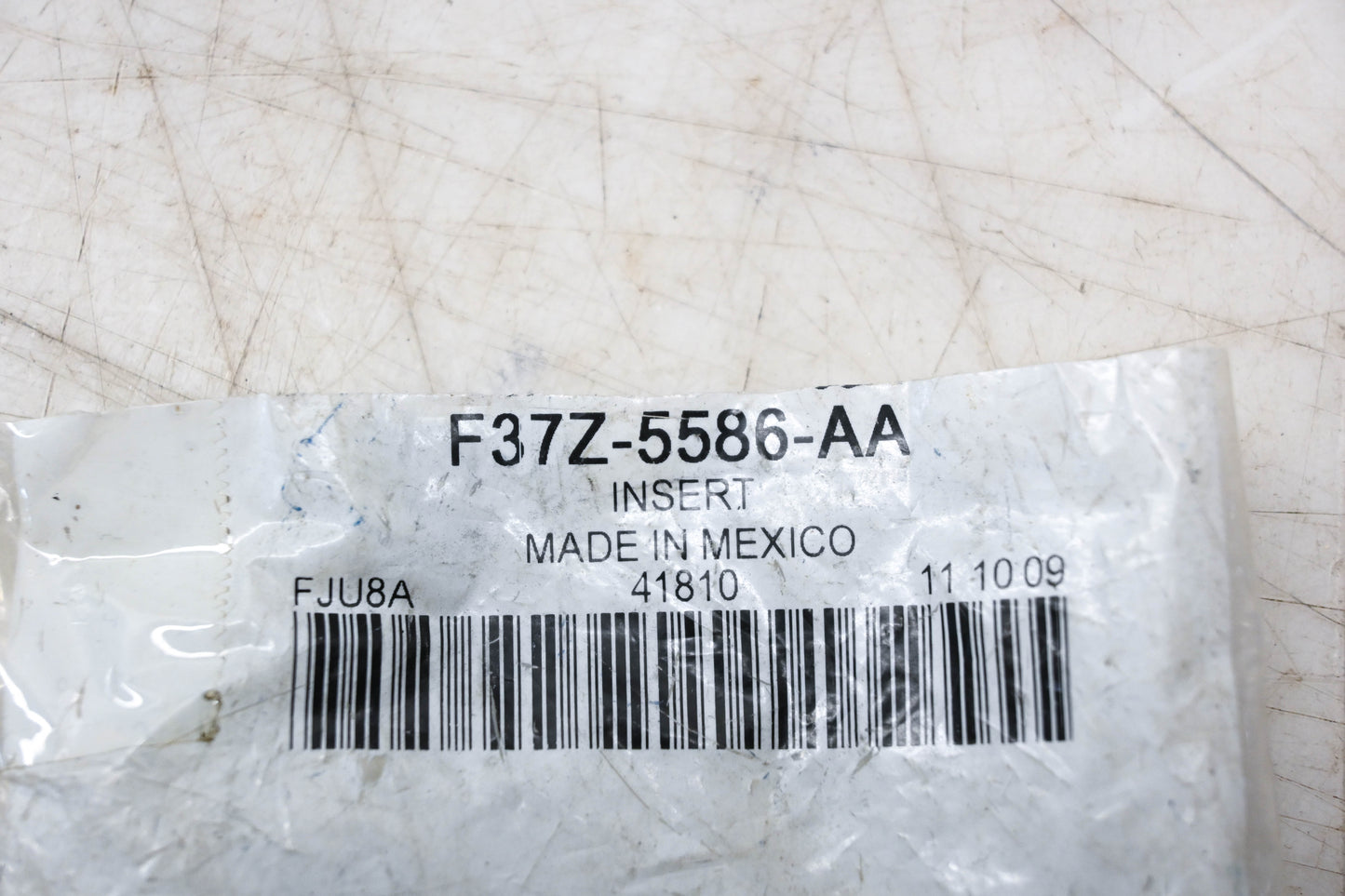 New OEM Ford F37Z-5586-AA Insert NOS